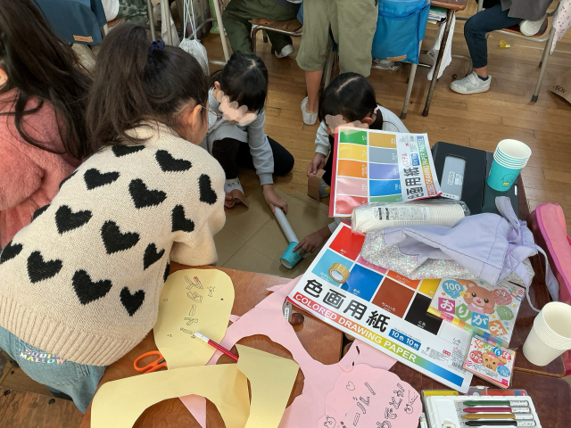 どんぐりトンネル作り