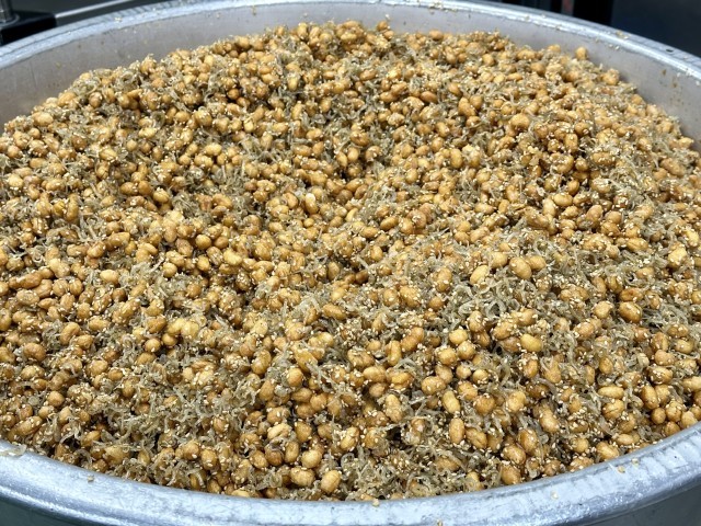 大豆とじゃこの甘辛揚げ