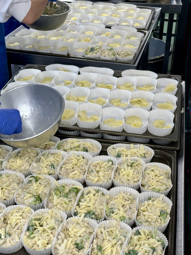 グラタンを作っている様子