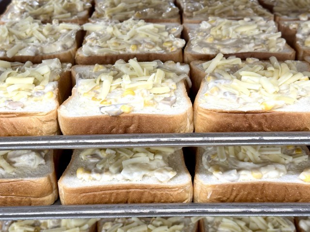 マヨコーントーストを焼く前