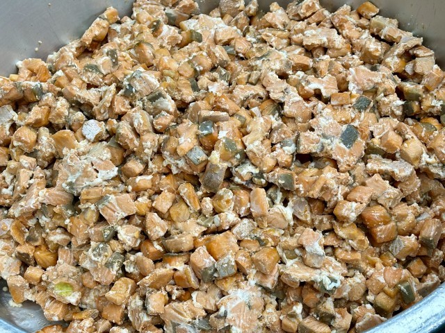 鮭はオーブンで下焼きしました。