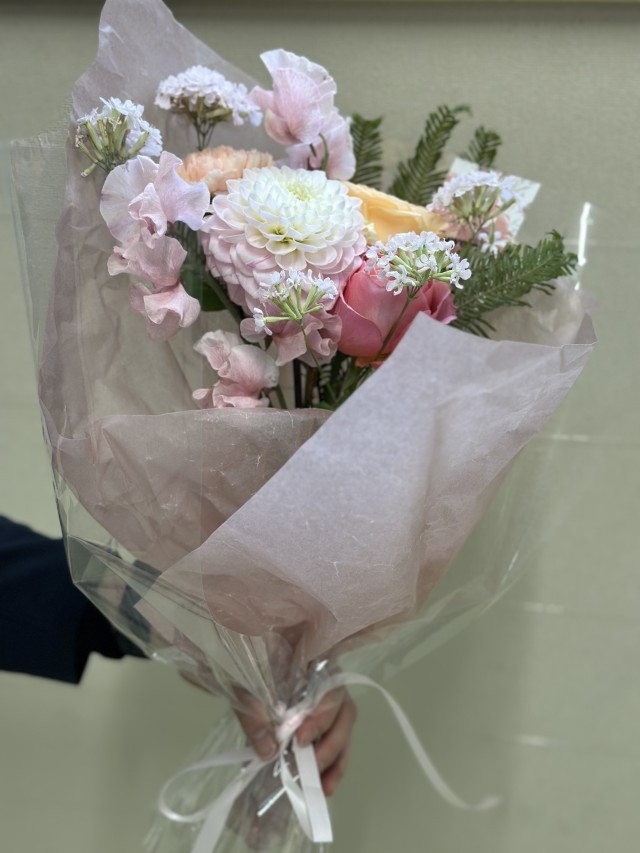 手話教室の先生よりいただいた花束