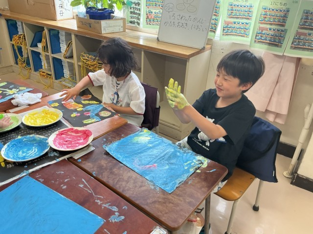 1−2