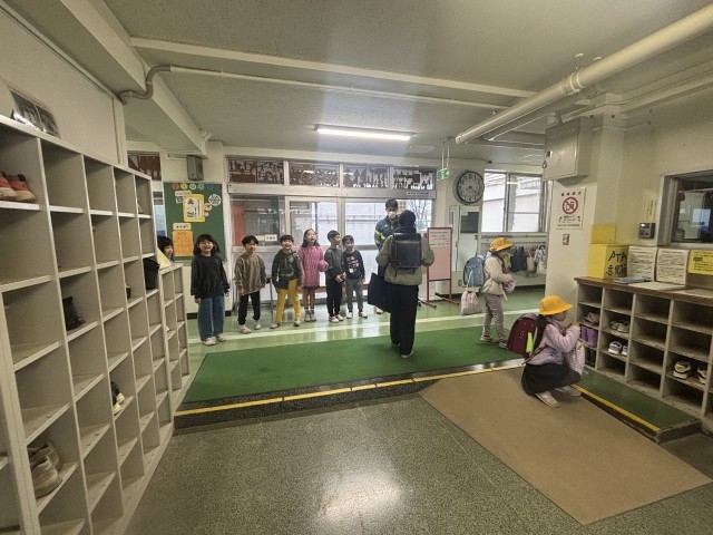 どの学年にも元気なあいさつをプレゼント