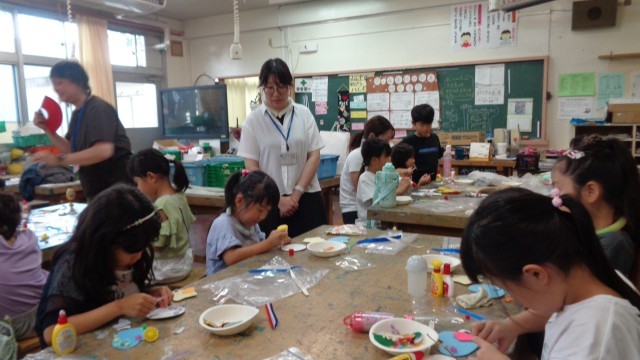 ２５日　フェルトを使って自分だけのオリジナルバッチを作ろう