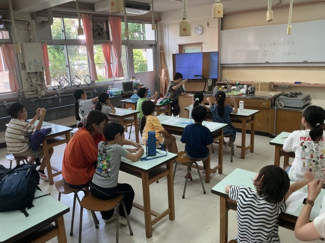 ２６日　振り子占いで名探偵になろう