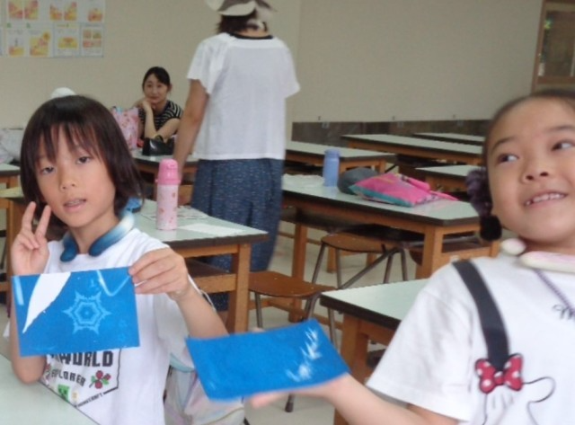 ２５日　太陽光の光で作るブループリント