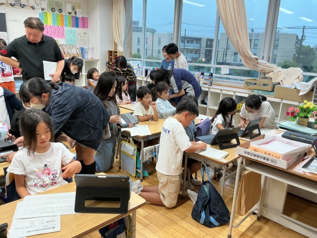 一年生のタブレットのセッティングを手伝いました