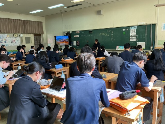 ３年　美術