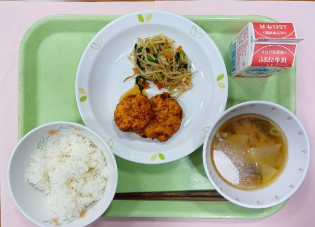 給食