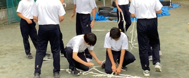 入念に縄をチェック！