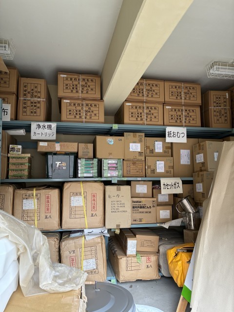 防災倉庫の中の様子