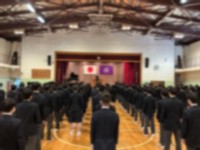 校歌斉唱
