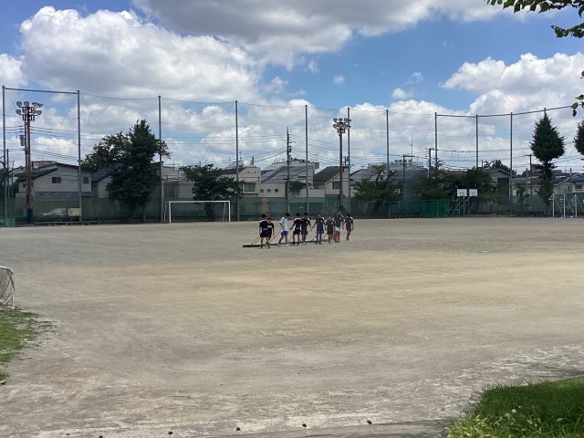 暑い中頑張るサッカー部